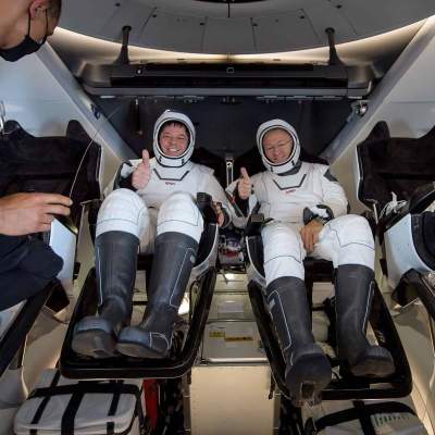 SpaceX Brings Astronauts Home Safely in a Historic First