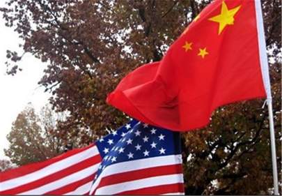 China_US_flags_land