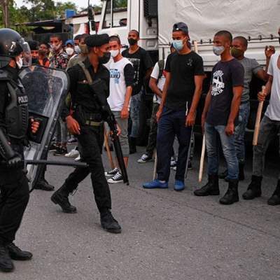 Cuba: Communists Display Weapons for ‘People’s War’ on Dissidents