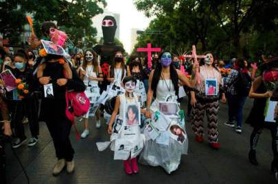 Protesters in Mexico City demonstrate against violence targeting women and girls © Claudio Cruz/AFP via Getty Images