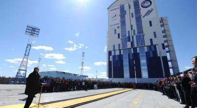 Putin-speaks-at-Vostochny-April-2016-Kremlin.Ru_-879x485