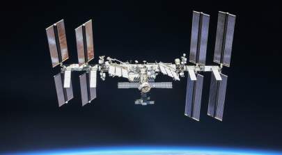 Both industry officials and members of a NASA advisory panel urged the agency to ensure that commercial space stations are in operation before the ISS is retired around the end of the decade. Credit: NASA